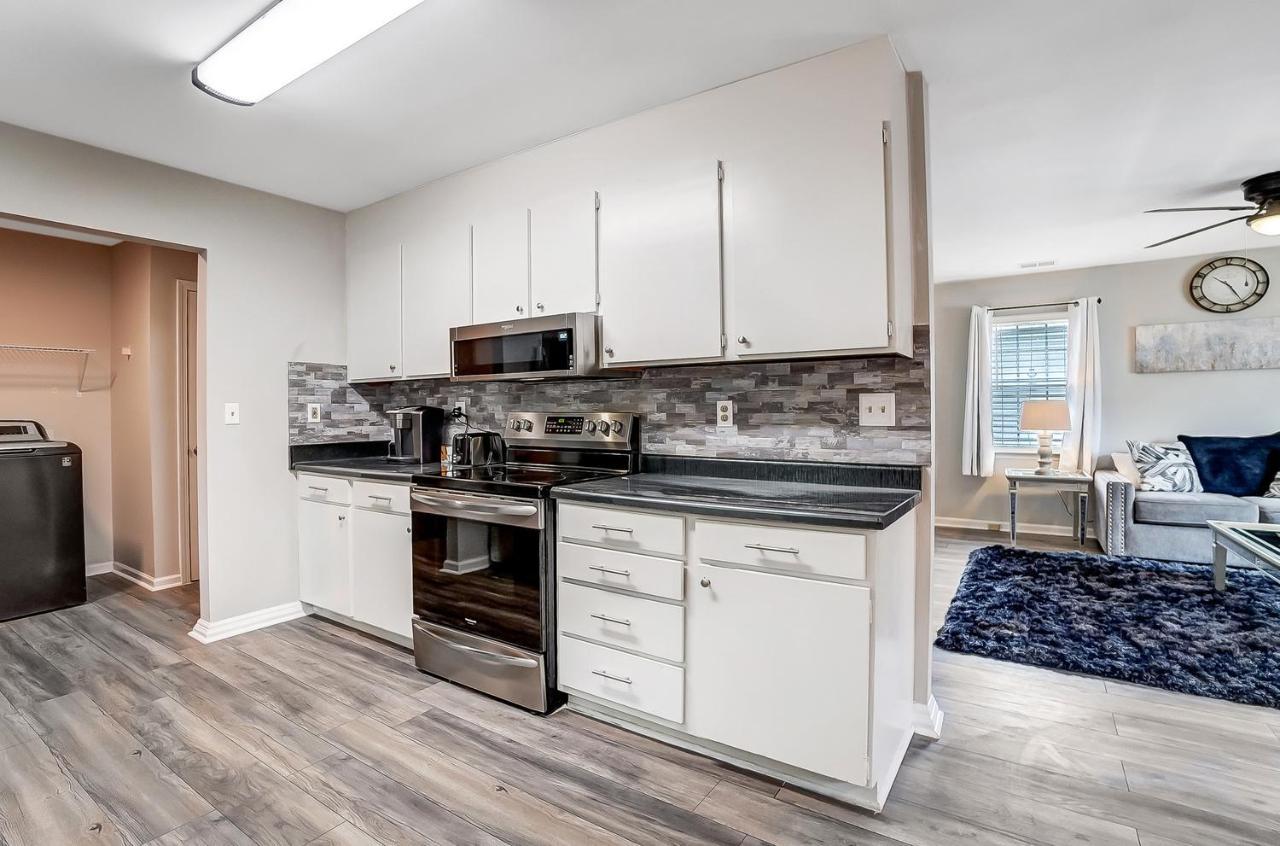 Hospedagem domiciliar Cozy, 1-level - 5 Miles To Uptown Clt *