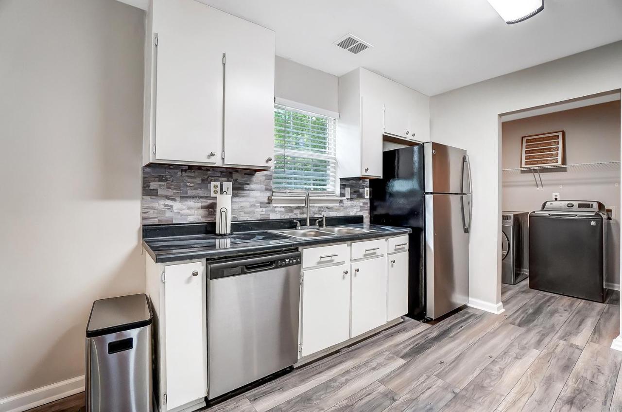 Hospedagem domiciliar Cozy, 1-level - 5 Miles To Uptown Clt Charlotte
